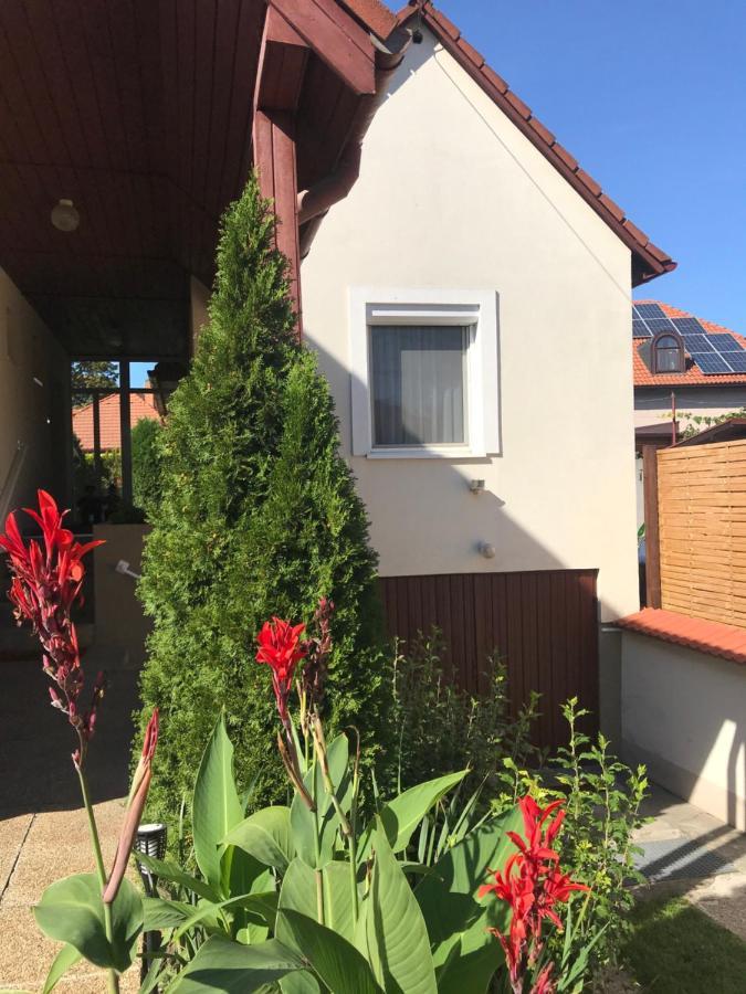 Apartman Tinasol Mosonmagyaróvár Eksteriør bilde