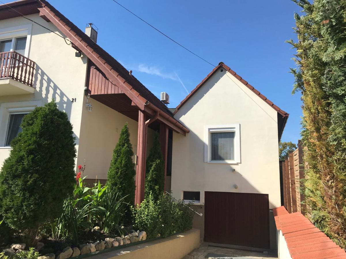 Apartman Tinasol Mosonmagyaróvár Eksteriør bilde