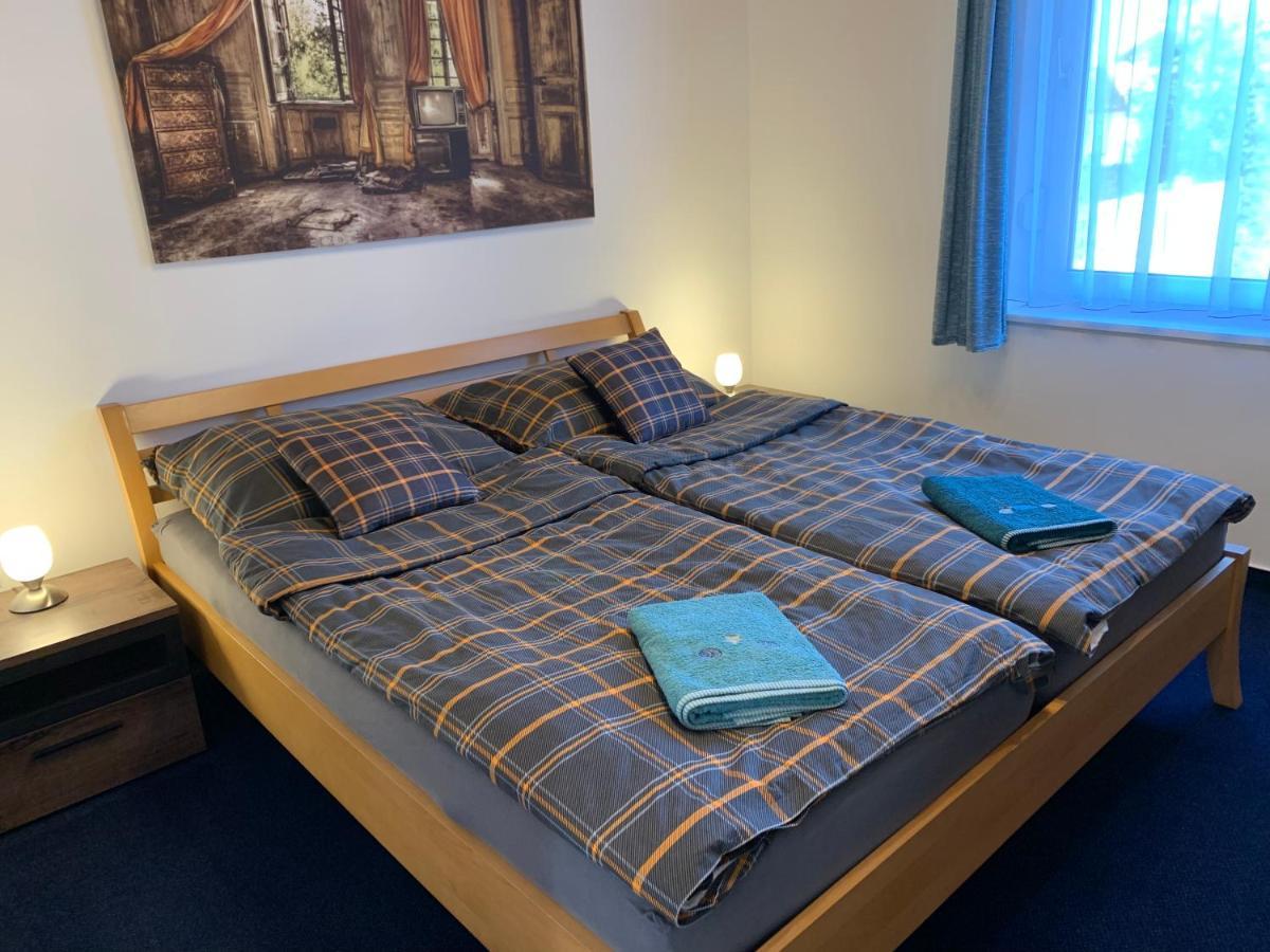 Apartman Tinasol Mosonmagyaróvár Eksteriør bilde